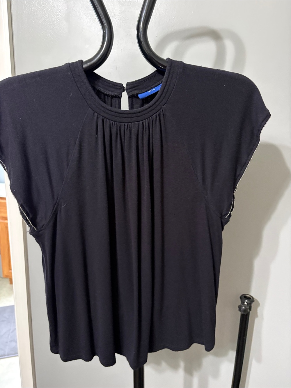 Apt. 9 Black Pleated Cap-Sleeve Blouse